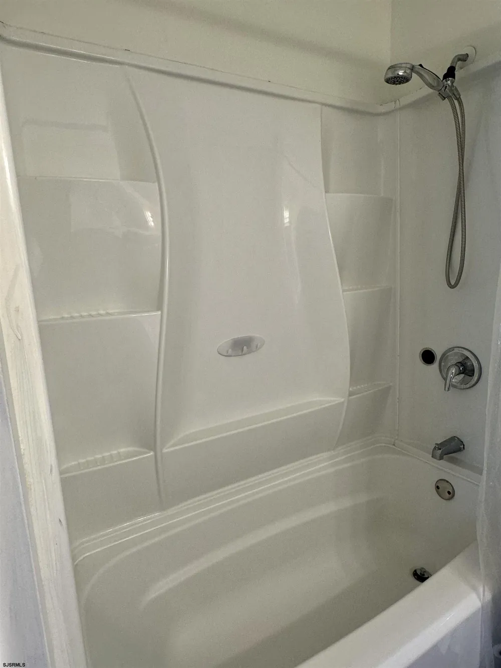 2416 Arbor Ct Mays Landing, NJ 08330