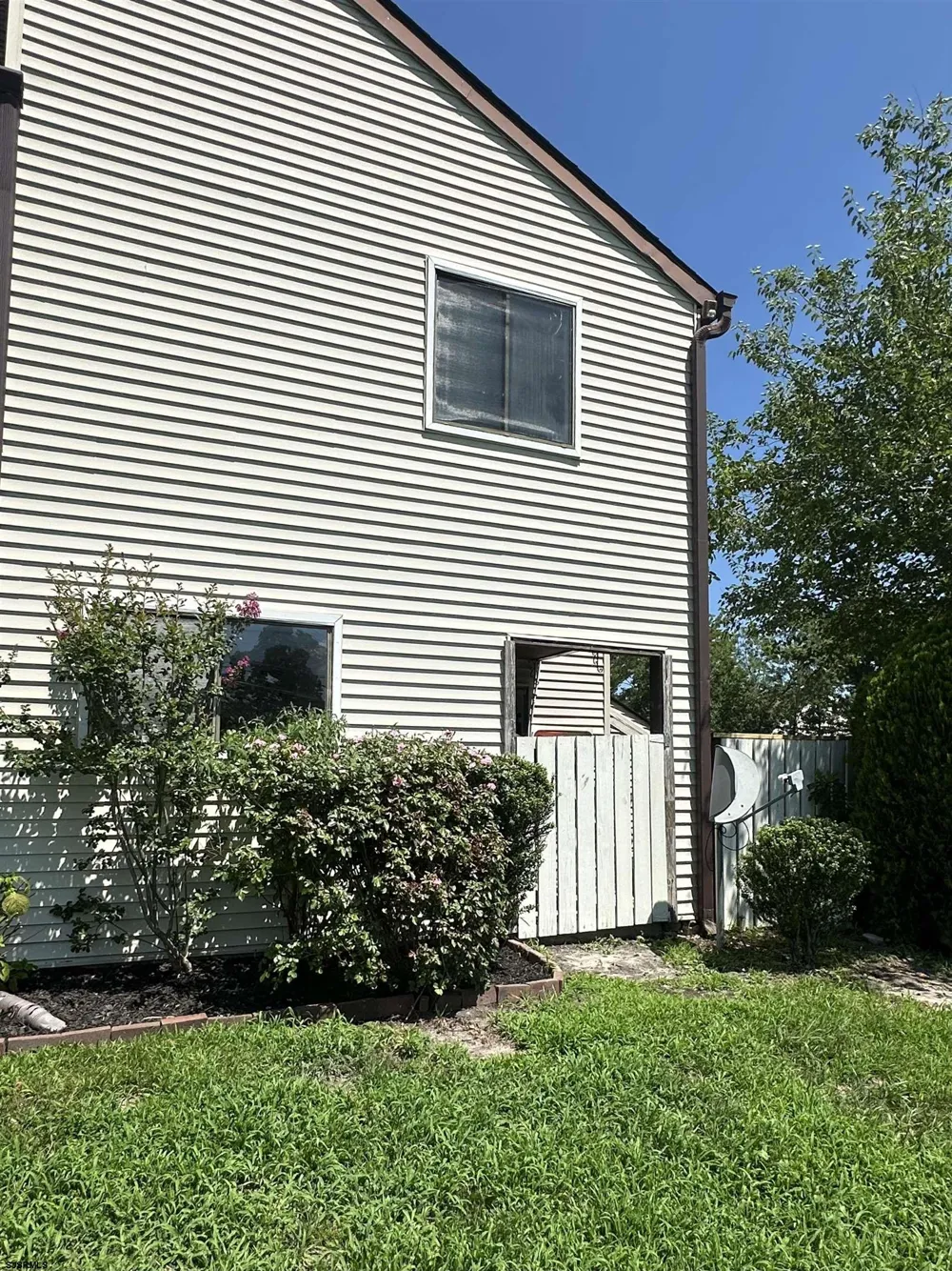 2416 Arbor Ct Mays Landing, NJ 08330
