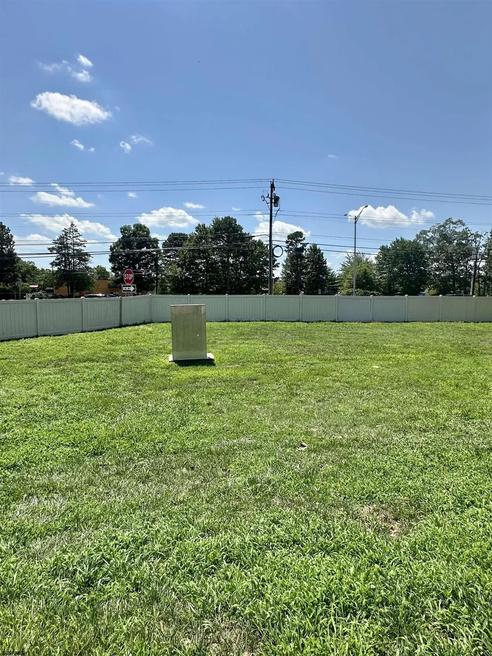2416 Arbor Ct Mays Landing, NJ 08330