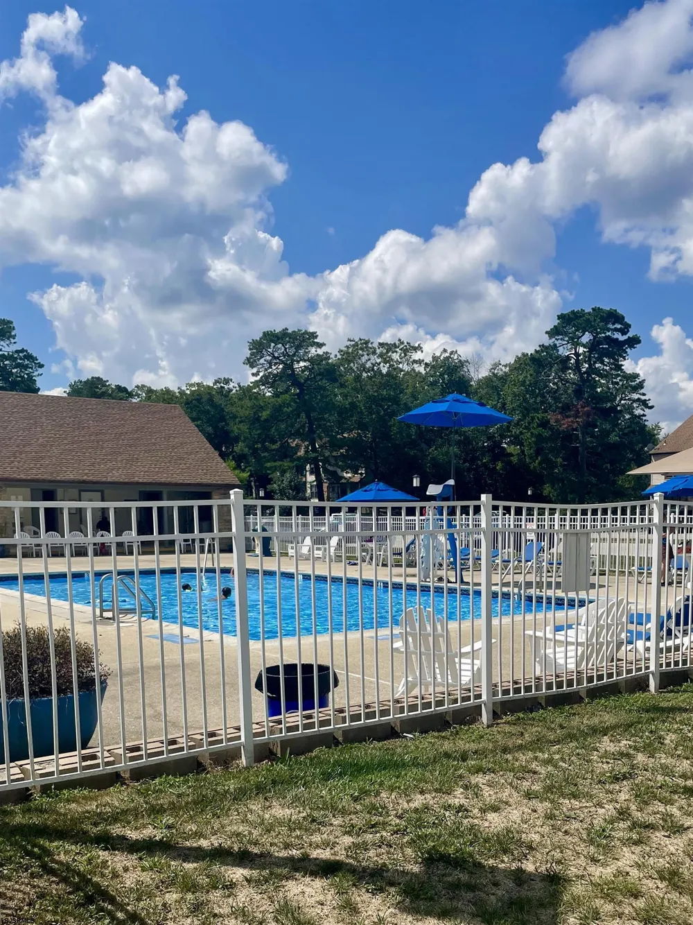 2416 Arbor Ct Mays Landing, NJ 08330