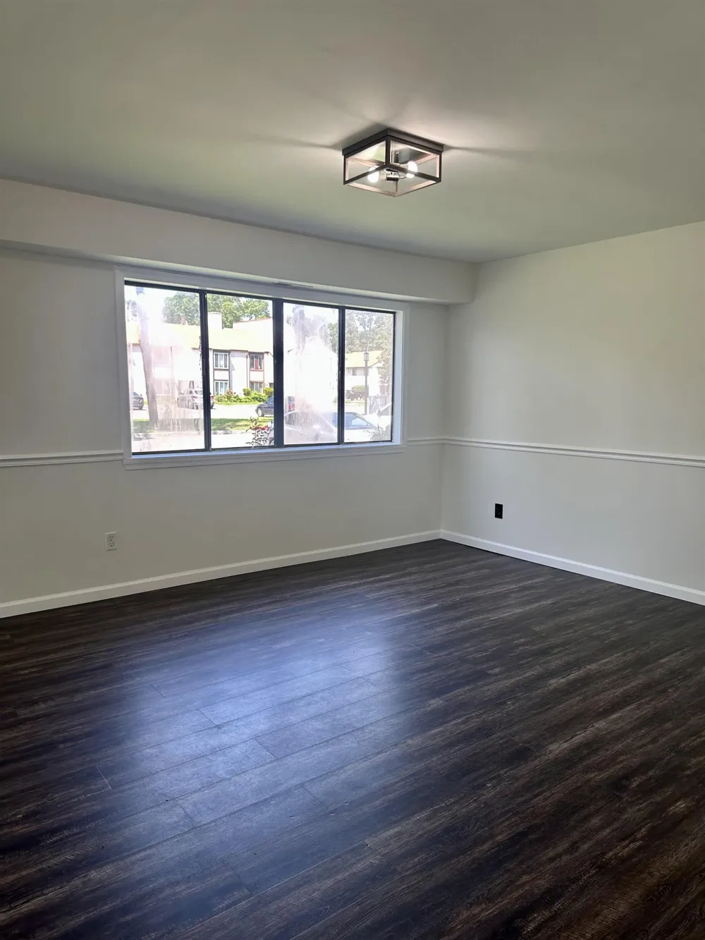 2416 Arbor Ct Mays Landing, NJ 08330