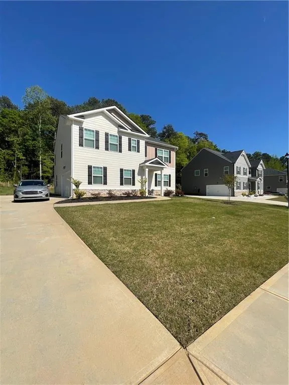 205 Sullivan Street Hampton, GA 30228