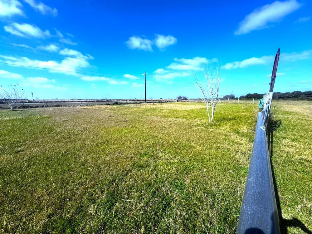 303 Pinafore Court Palacios, TX 77465