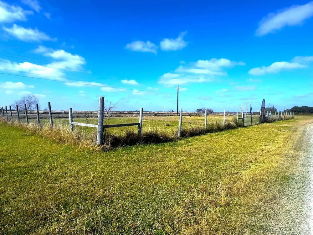 303 Pinafore Court Palacios, TX 77465