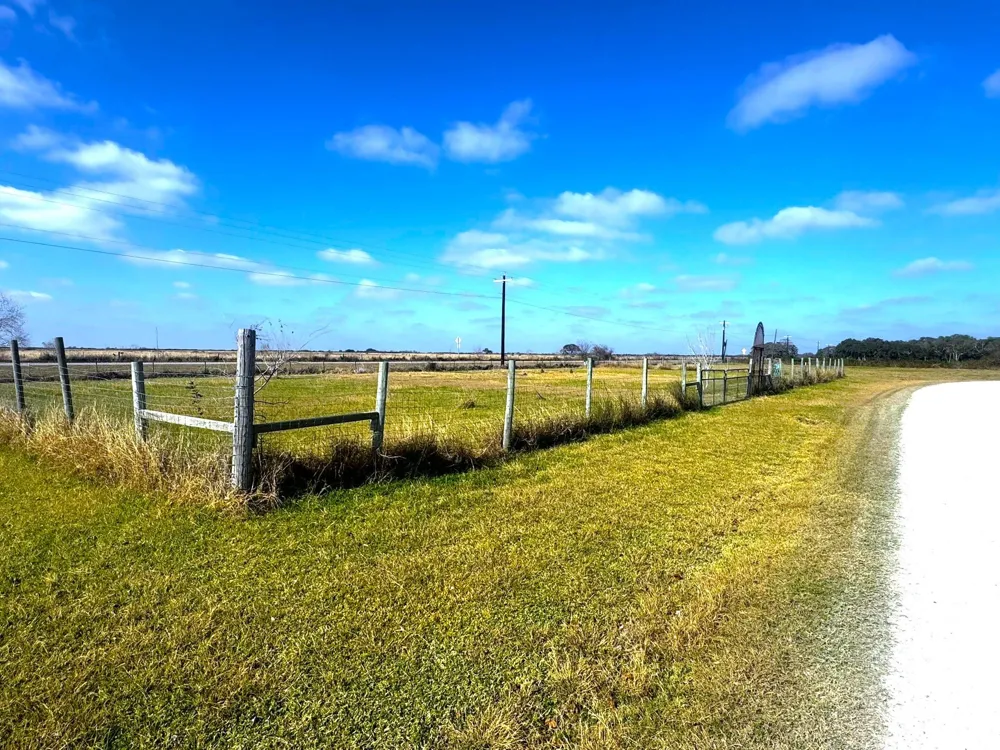 303 Pinafore Court Palacios, TX 77465