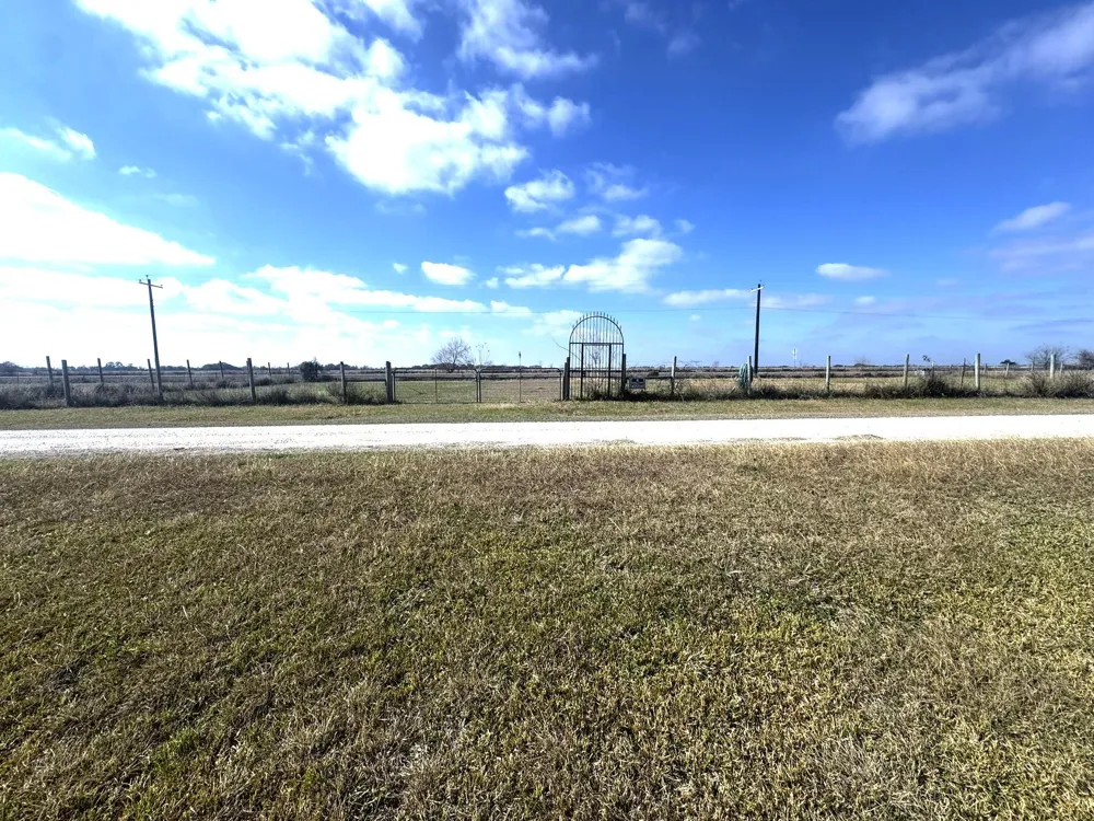 303 Pinafore Court Palacios, TX 77465