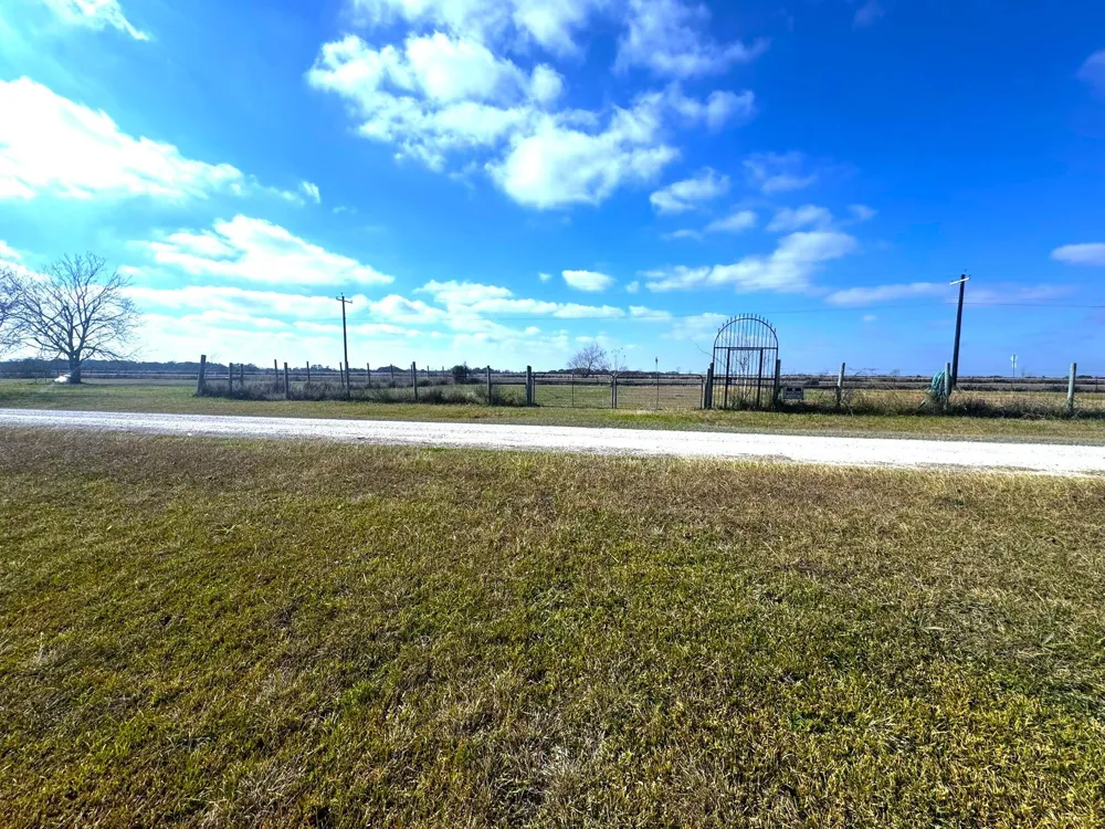 303 Pinafore Court Palacios, TX 77465
