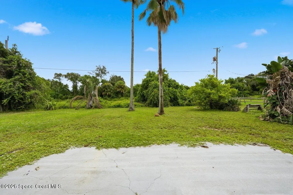 915 Burn Drive NE Palm Bay, FL 32905