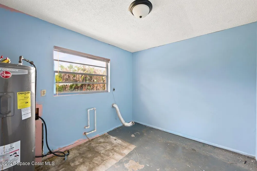 915 Burn Drive NE Palm Bay, FL 32905