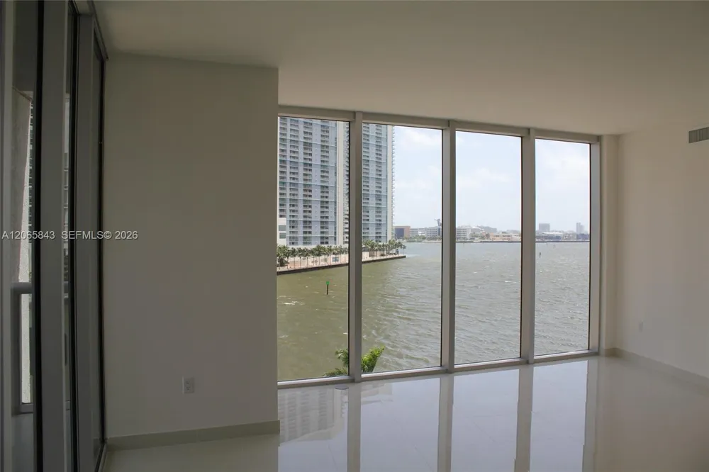 465 BRICKELL AV #502 Miami, FL 33131