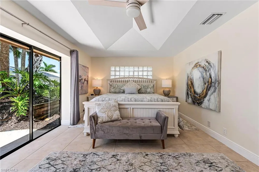 9908 White Sands Place Bonita Springs, FL 34135