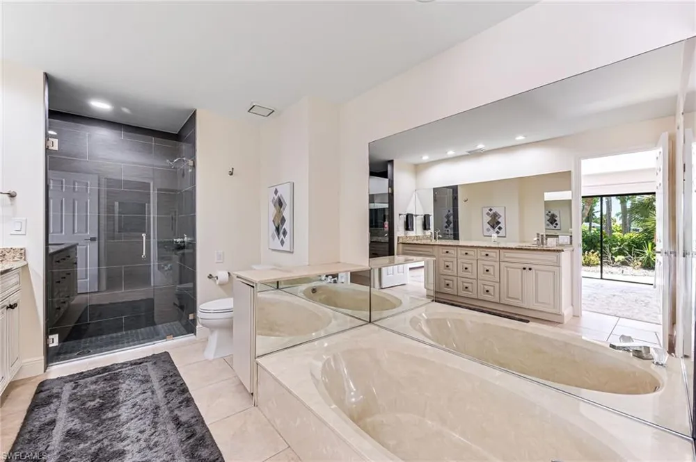 9908 White Sands Place Bonita Springs, FL 34135
