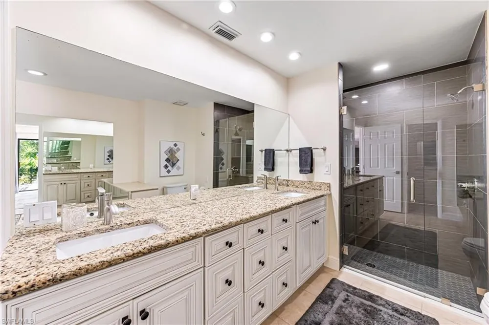 9908 White Sands Place Bonita Springs, FL 34135