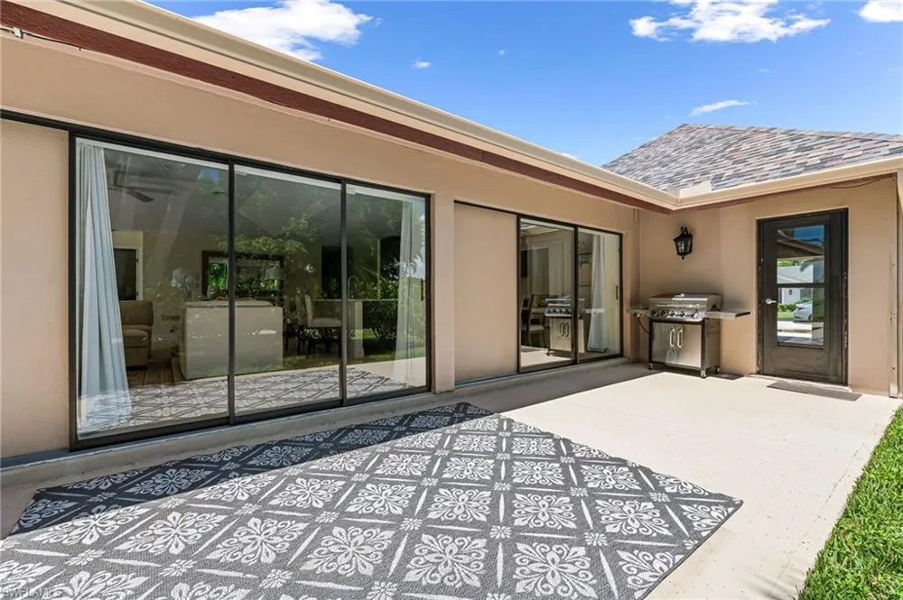 9908 White Sands Place Bonita Springs, FL 34135