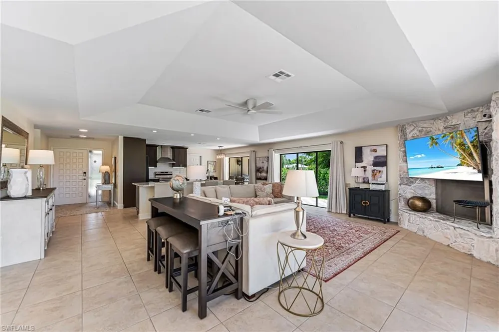 9908 White Sands Place Bonita Springs, FL 34135