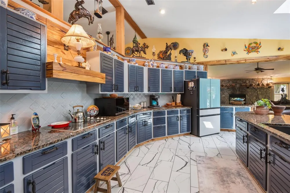 5318 SANDRA DRIVE Weeki Wachee, FL 34607
