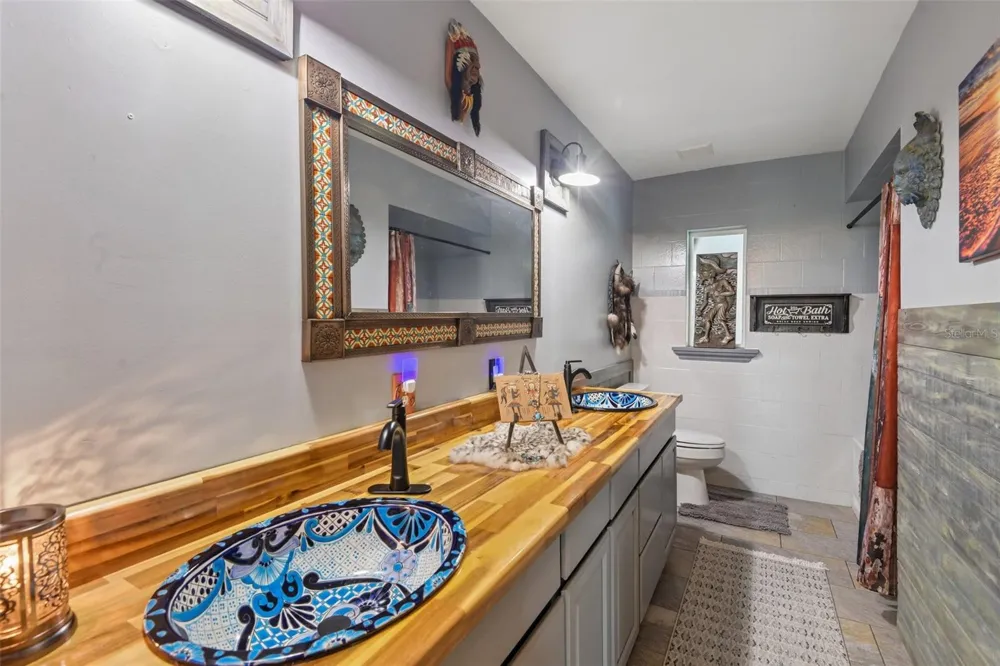 5318 SANDRA DRIVE Weeki Wachee, FL 34607