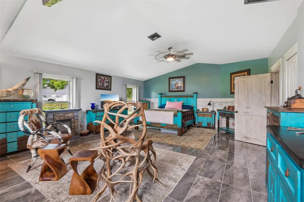 5318 SANDRA DRIVE Weeki Wachee, FL 34607