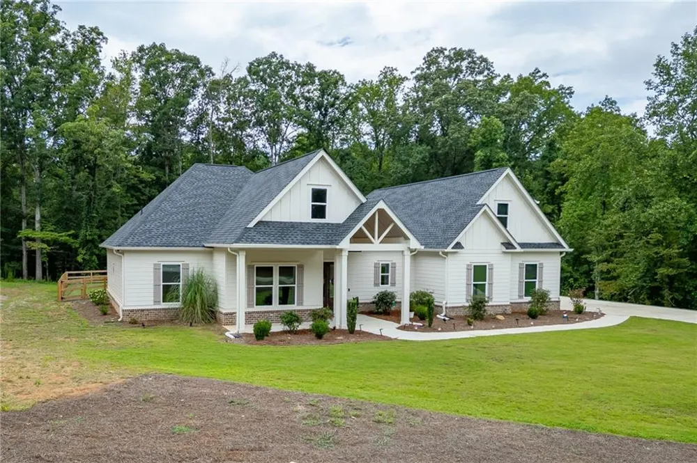 1077 Riverstone Drive Social Circle, GA 30025