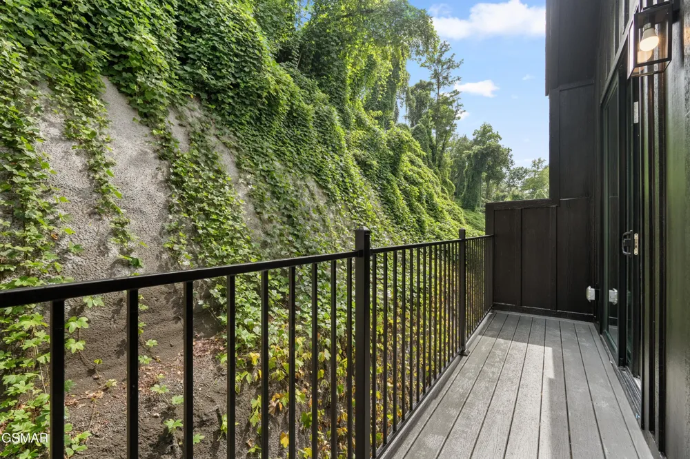 215 Circle Drive #6 Gatlinburg, TN 37738