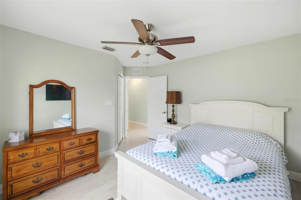 894 BOUNDARY BOULEVARD Rotonda West, FL 33947