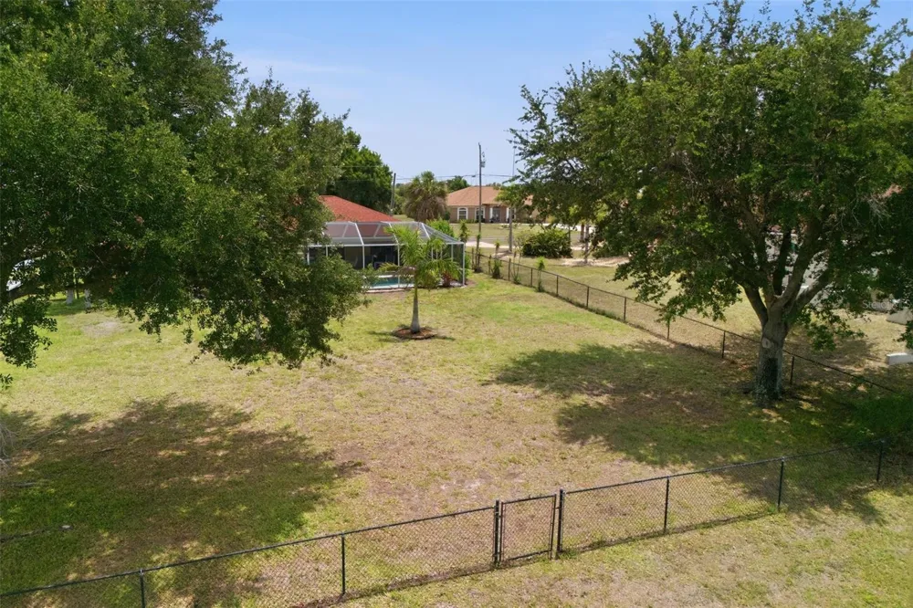 894 BOUNDARY BOULEVARD Rotonda West, FL 33947