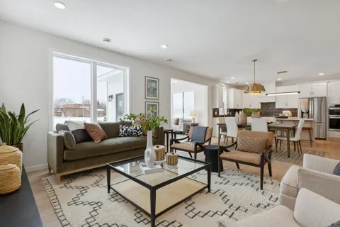 3488 Knightsbridge Trail