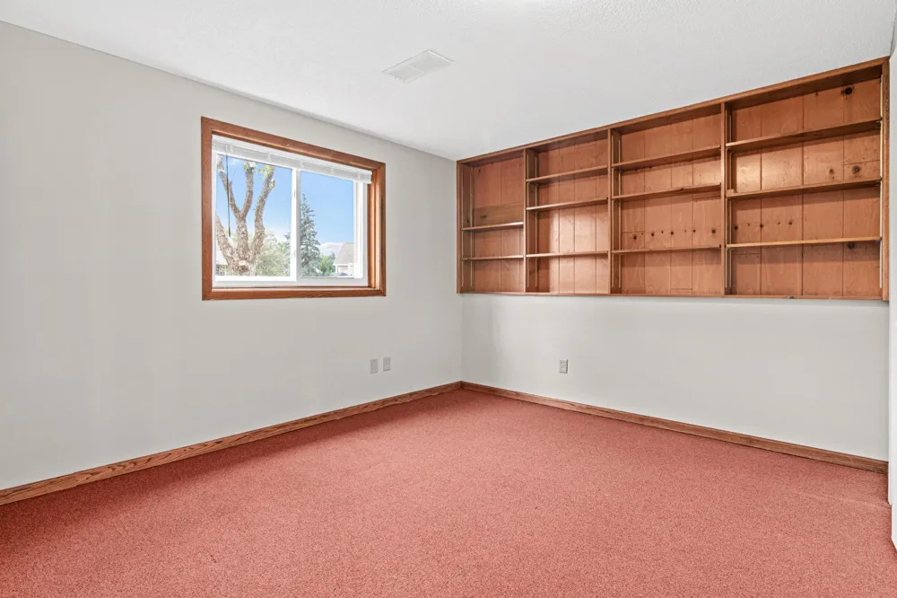 3749 Goodwin Court Oakdale, MN 55128