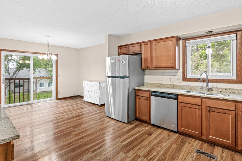 3749 Goodwin Court Oakdale, MN 55128