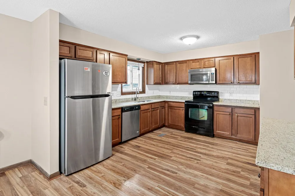 3749 Goodwin Court Oakdale, MN 55128
