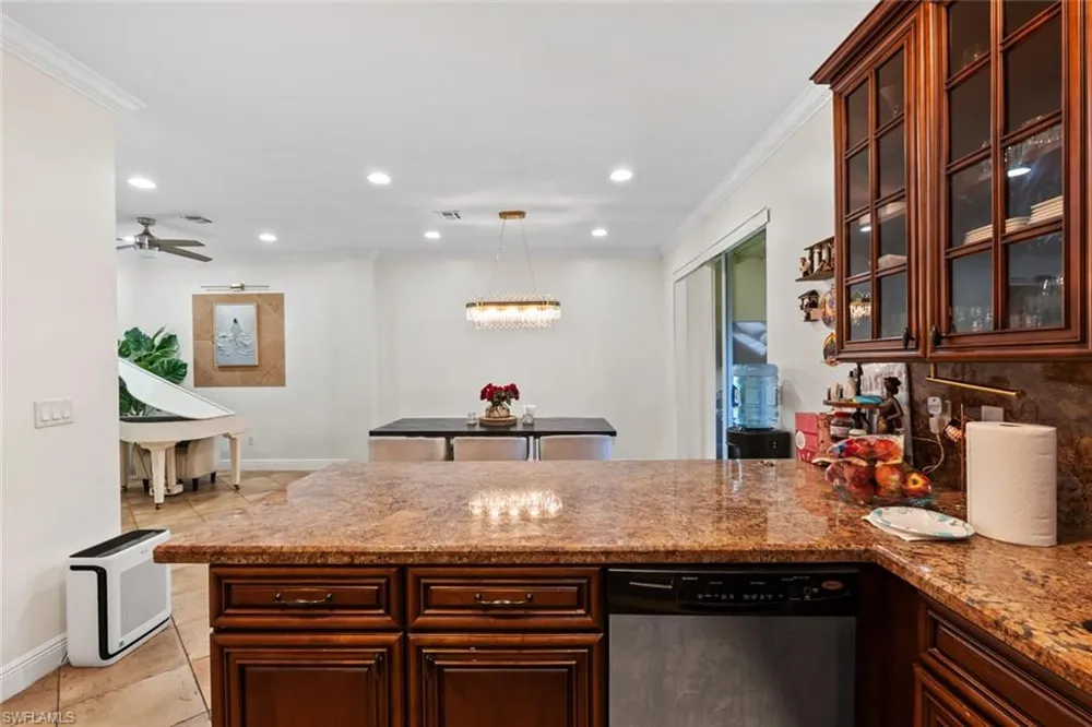 10230 Tin Maple Drive #141 Estero, FL 33928