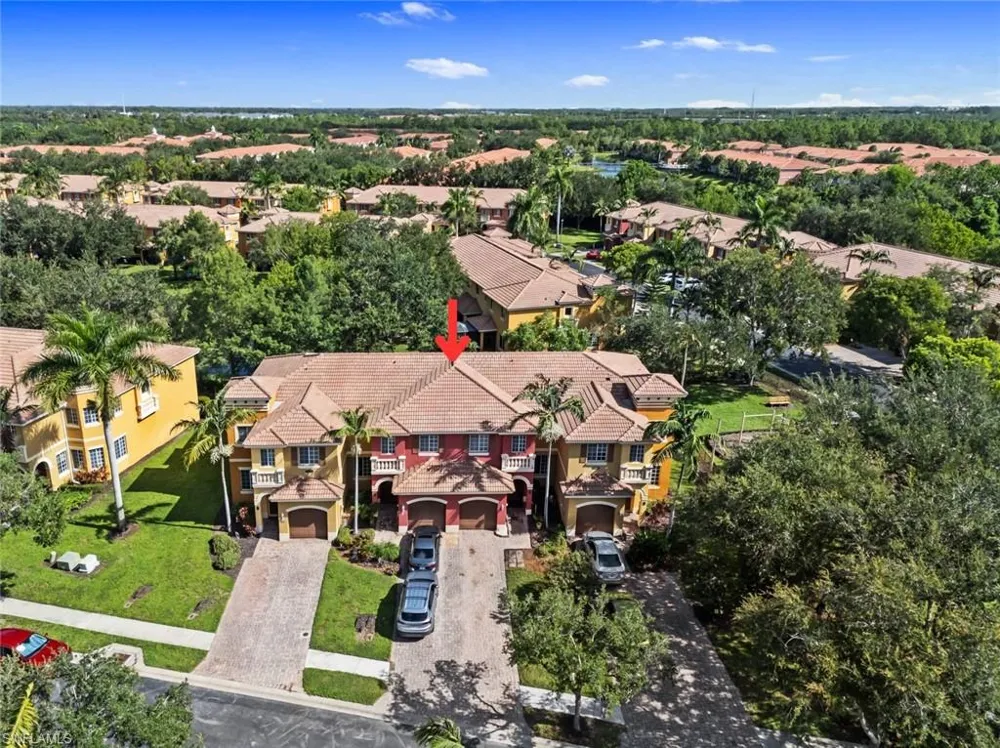 10230 Tin Maple Drive #141 Estero, FL 33928