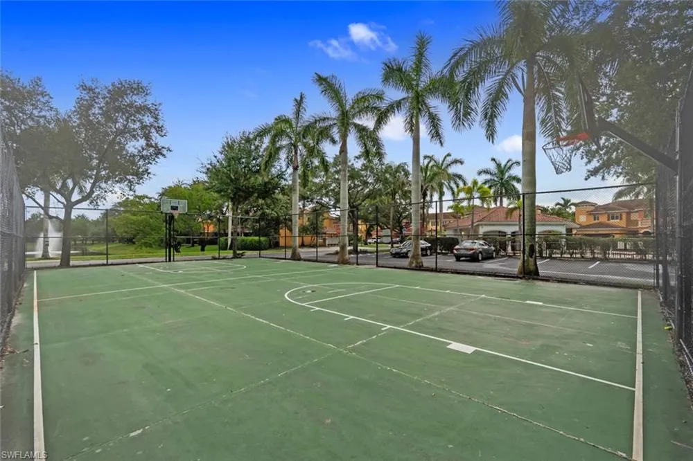10230 Tin Maple Drive #141 Estero, FL 33928