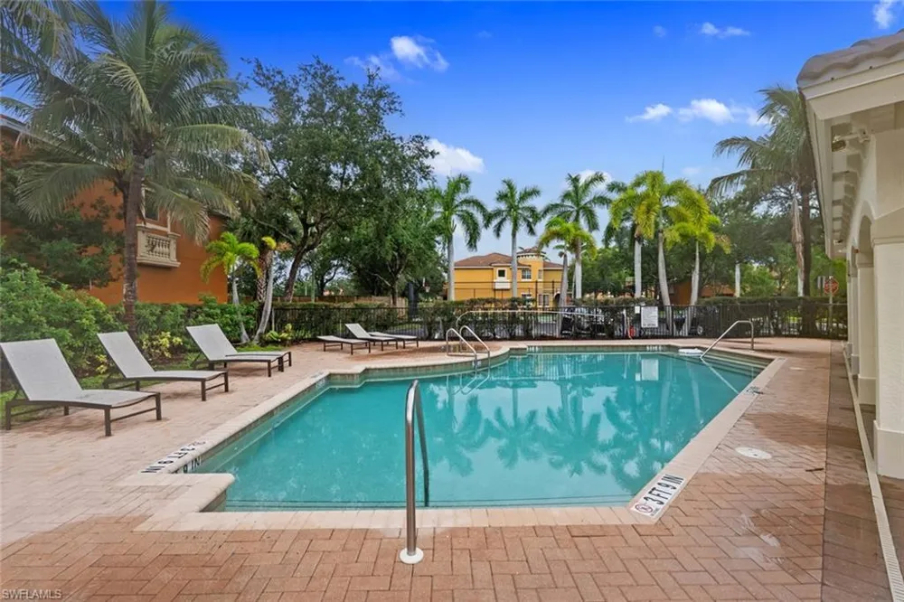 10230 Tin Maple Drive #141 Estero, FL 33928