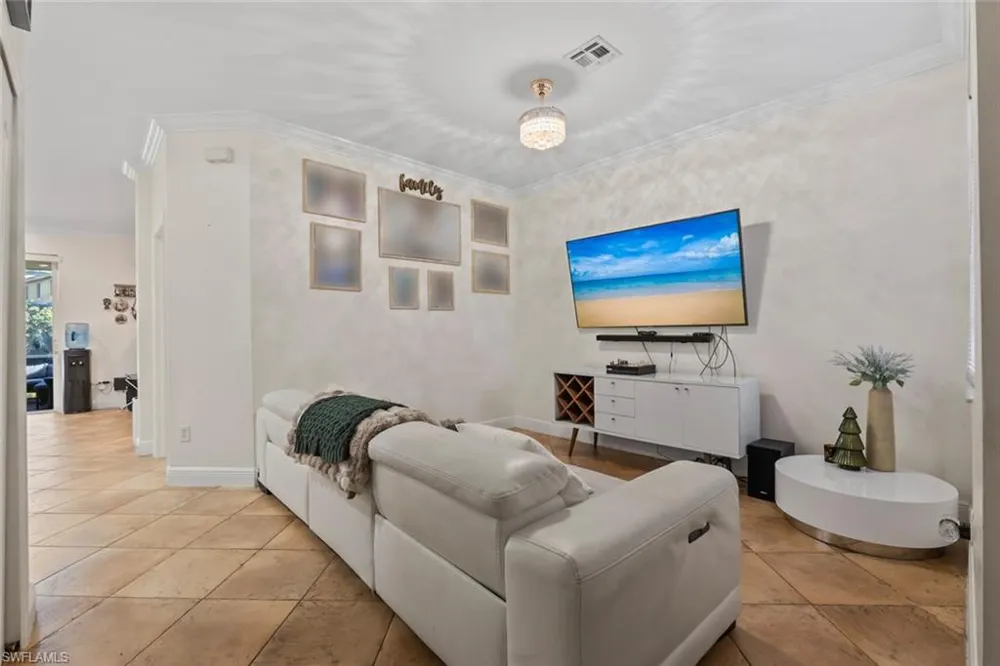 10230 Tin Maple Drive #141 Estero, FL 33928