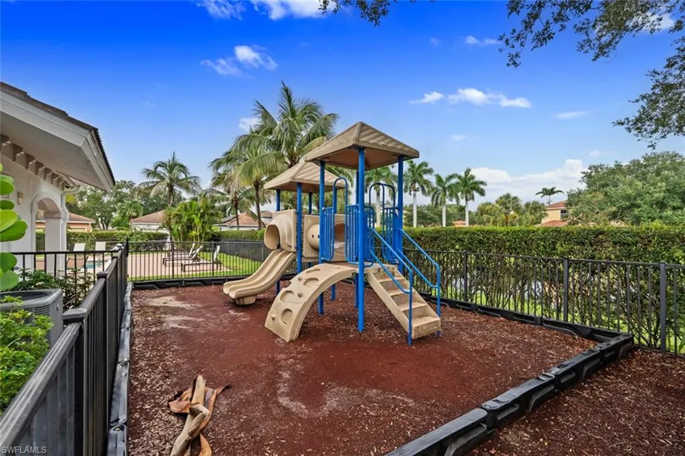 10230 Tin Maple Drive #141 Estero, FL 33928