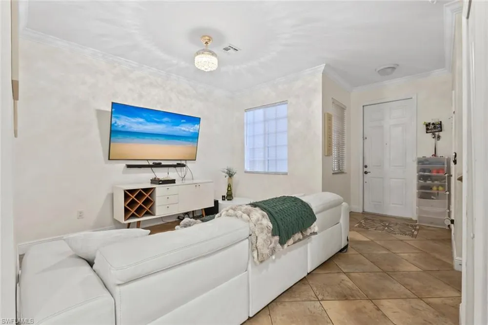 10230 Tin Maple Drive #141 Estero, FL 33928