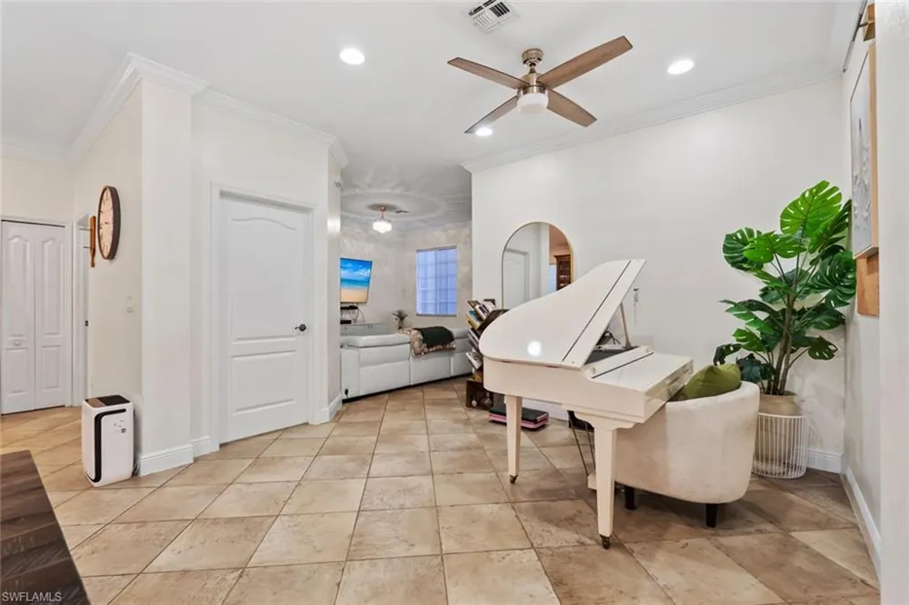 10230 Tin Maple Drive #141 Estero, FL 33928