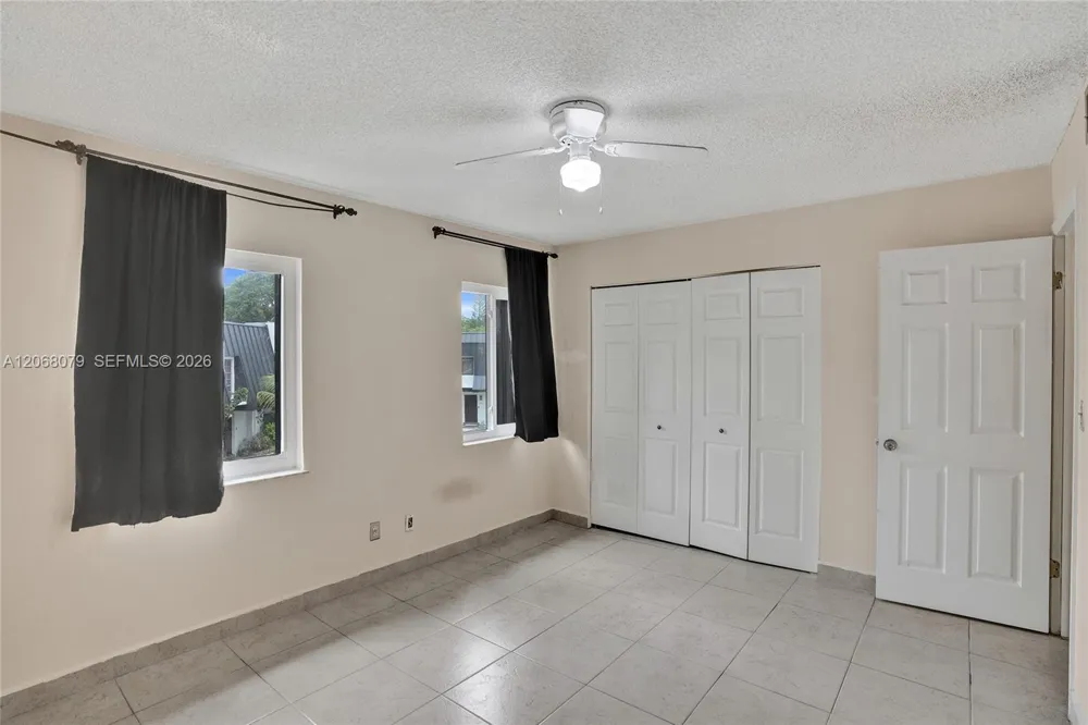 5555 Ludlam Rd #46 South Miami, FL 33155