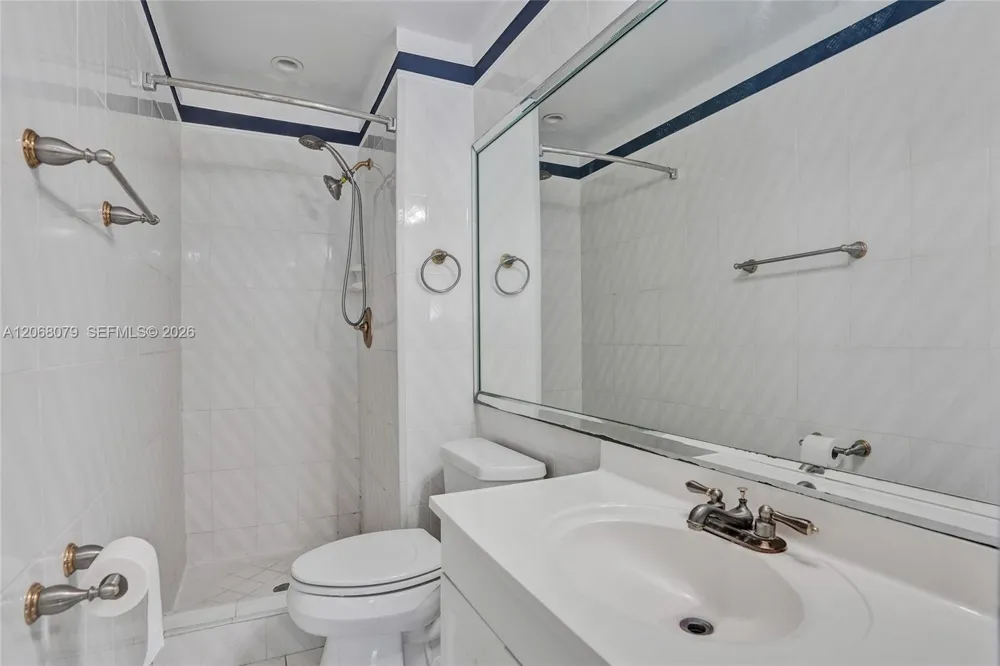 5555 Ludlam Rd #46 South Miami, FL 33155