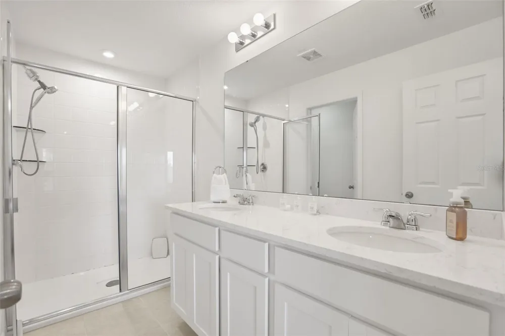 10245 HIGHLINE CREST STREET Orlando, FL 32832
