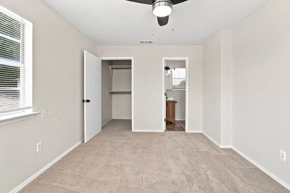 1833 Pelican Drive Pelican Bay, TX 76020