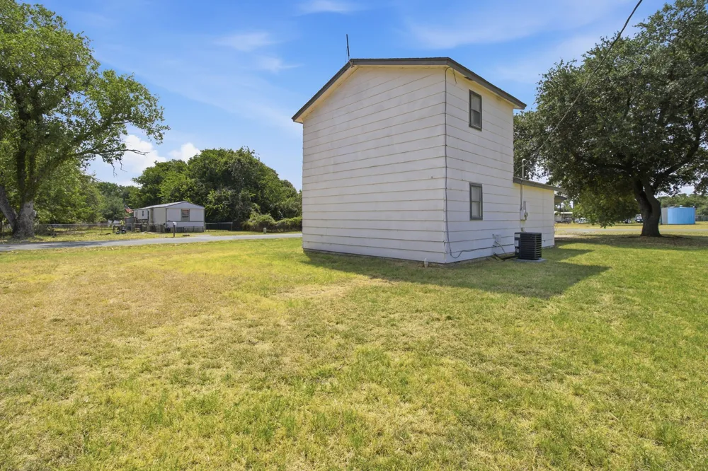 1833 Pelican Drive Pelican Bay, TX 76020