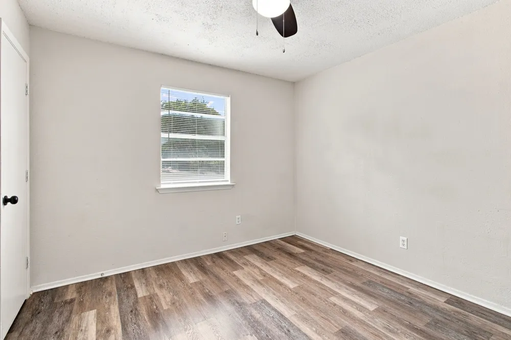 1833 Pelican Drive Pelican Bay, TX 76020