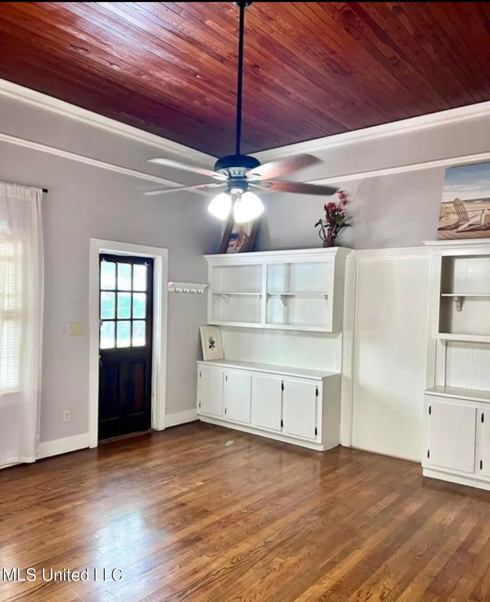 125 St Paul Street Biloxi, MS 39530