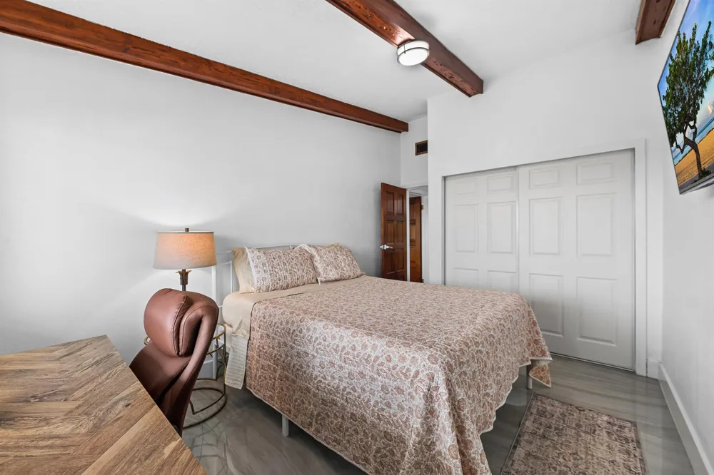 2841 NE 33rd Court #403 Fort Lauderdale, FL 33306