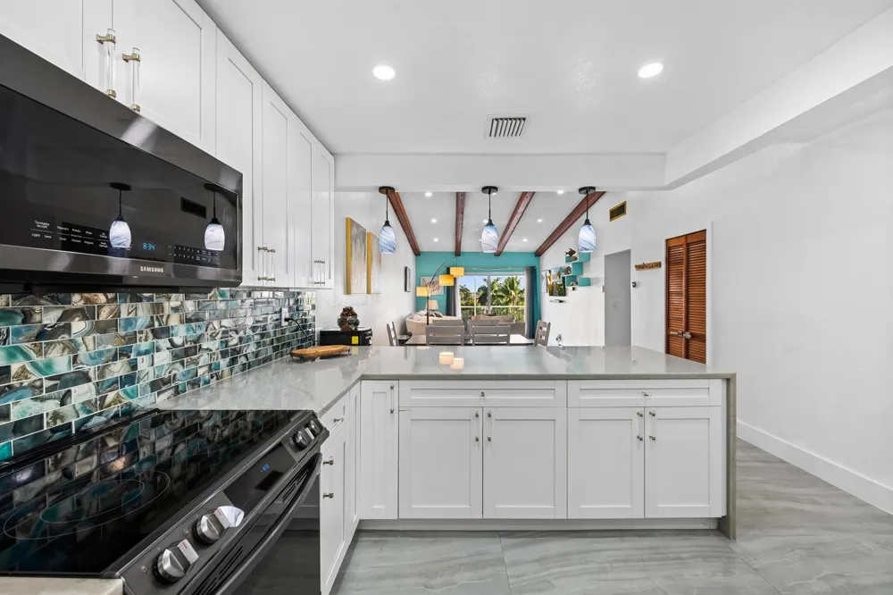 2841 NE 33rd Court #403 Fort Lauderdale, FL 33306