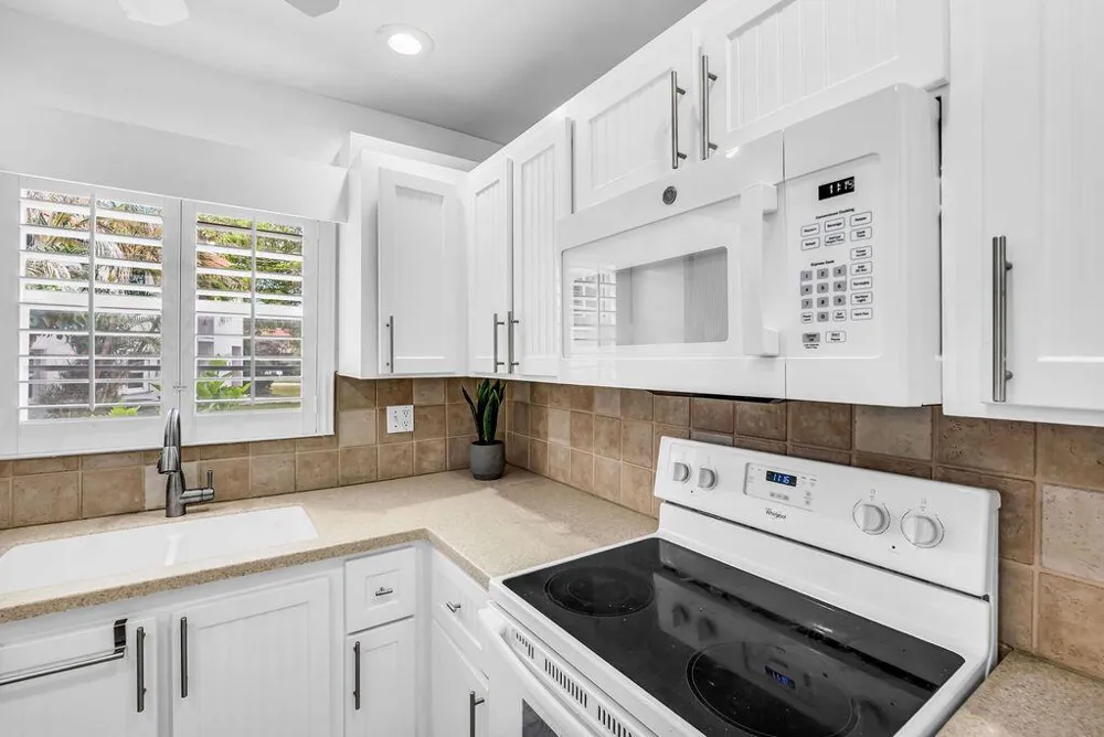2600 SE OCEAN BOULEVARD #M1 Stuart, FL 34996