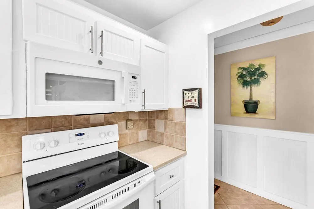 2600 SE OCEAN BOULEVARD #M1 Stuart, FL 34996