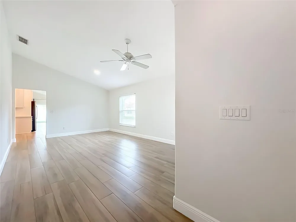 998 WHITE SPRINGS LANE Winter Springs, FL 32708